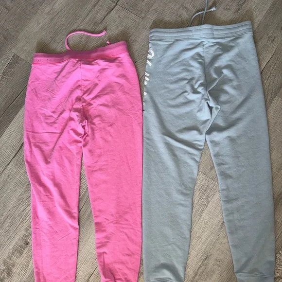 Hollister women’s Pink and Gray Joggers - Picture 3 of 3
